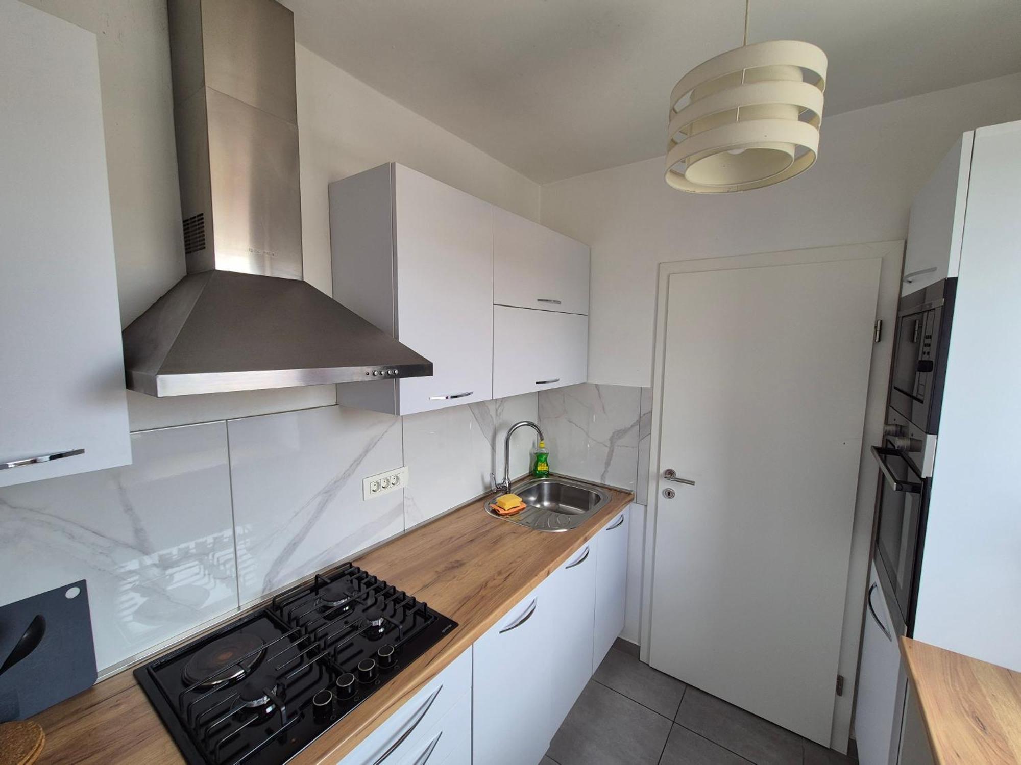 Victory Sea View Apartment Rijeka Bagian luar foto