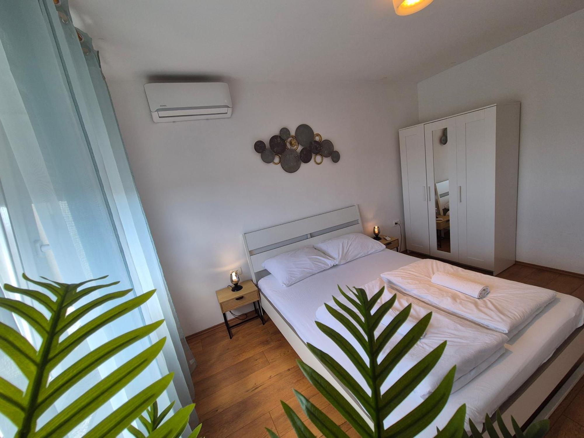Victory Sea View Apartment Rijeka Bagian luar foto
